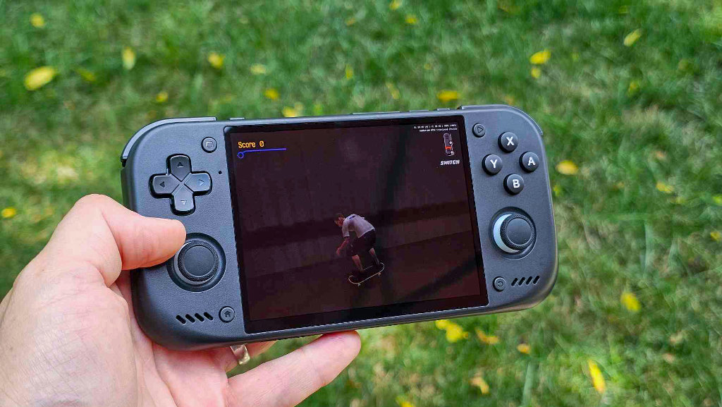 Tony Hawk on Retroid Pocket Nova 1024x577
