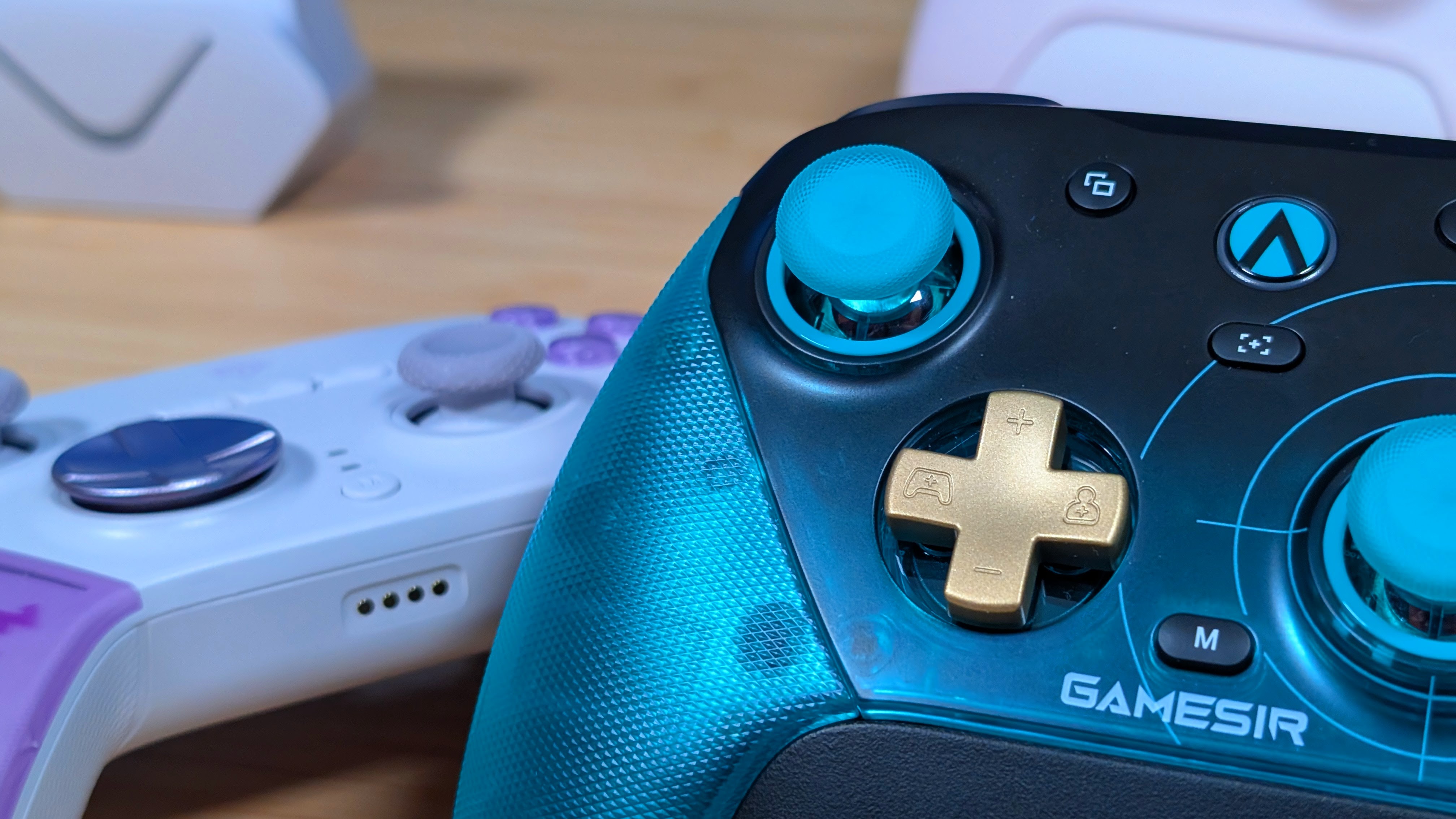Gamesir Aimlabs 8K Front | Retro Handhelds Gamesir Aimlabs 8K Front