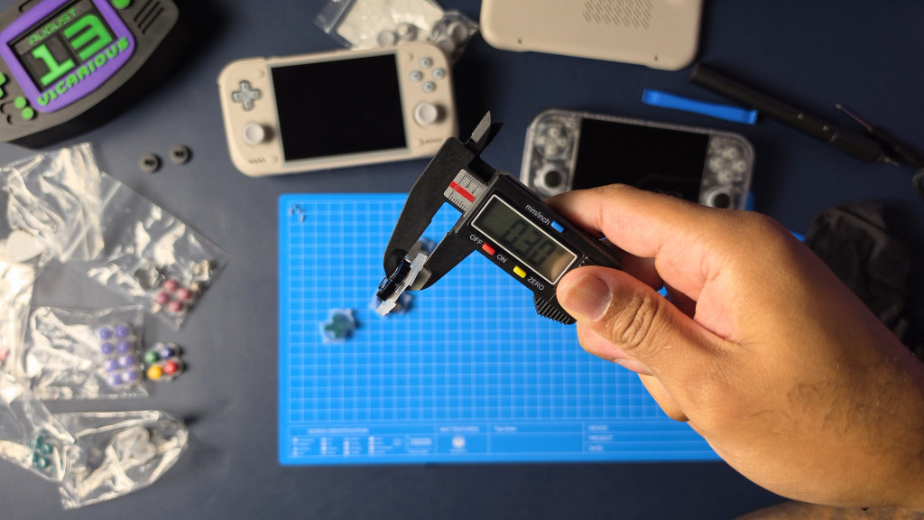 Retroid Pocket Nova Black D pad V1carious 1024x576