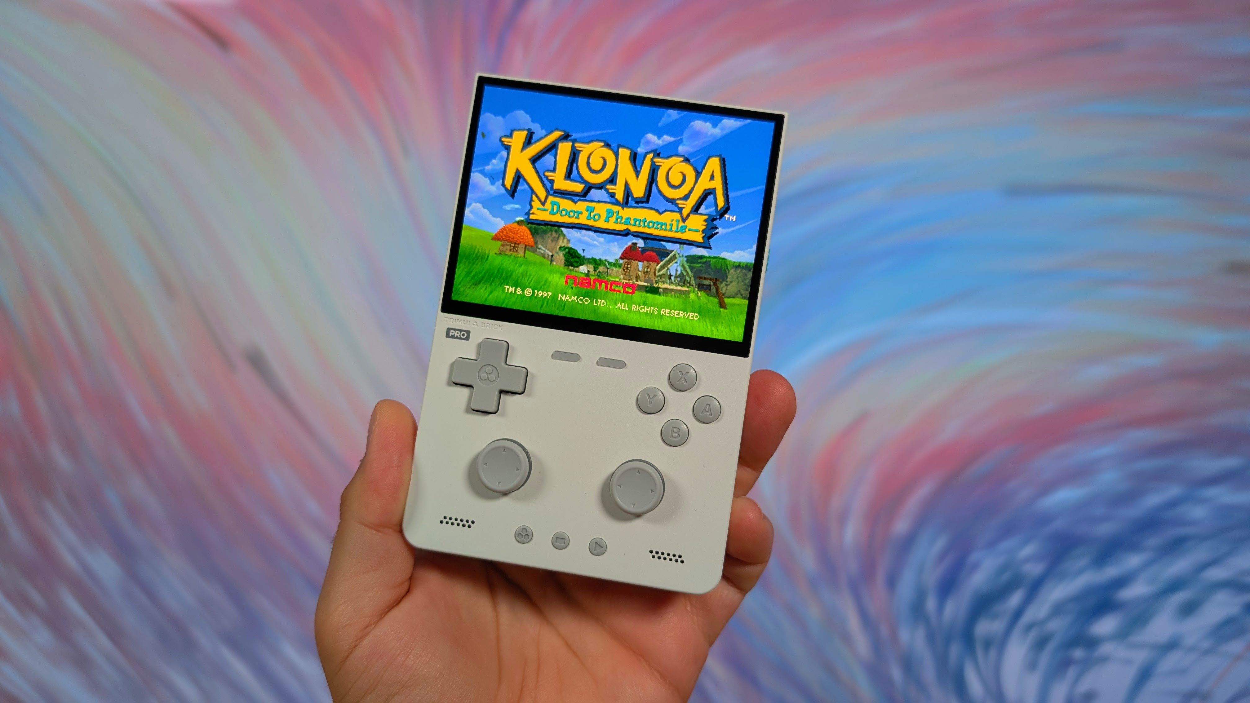 TrimUI Brick Pro In Hand Klonoa | Retro Handhelds TrimUI Brick Pro In Hand Klonoa
