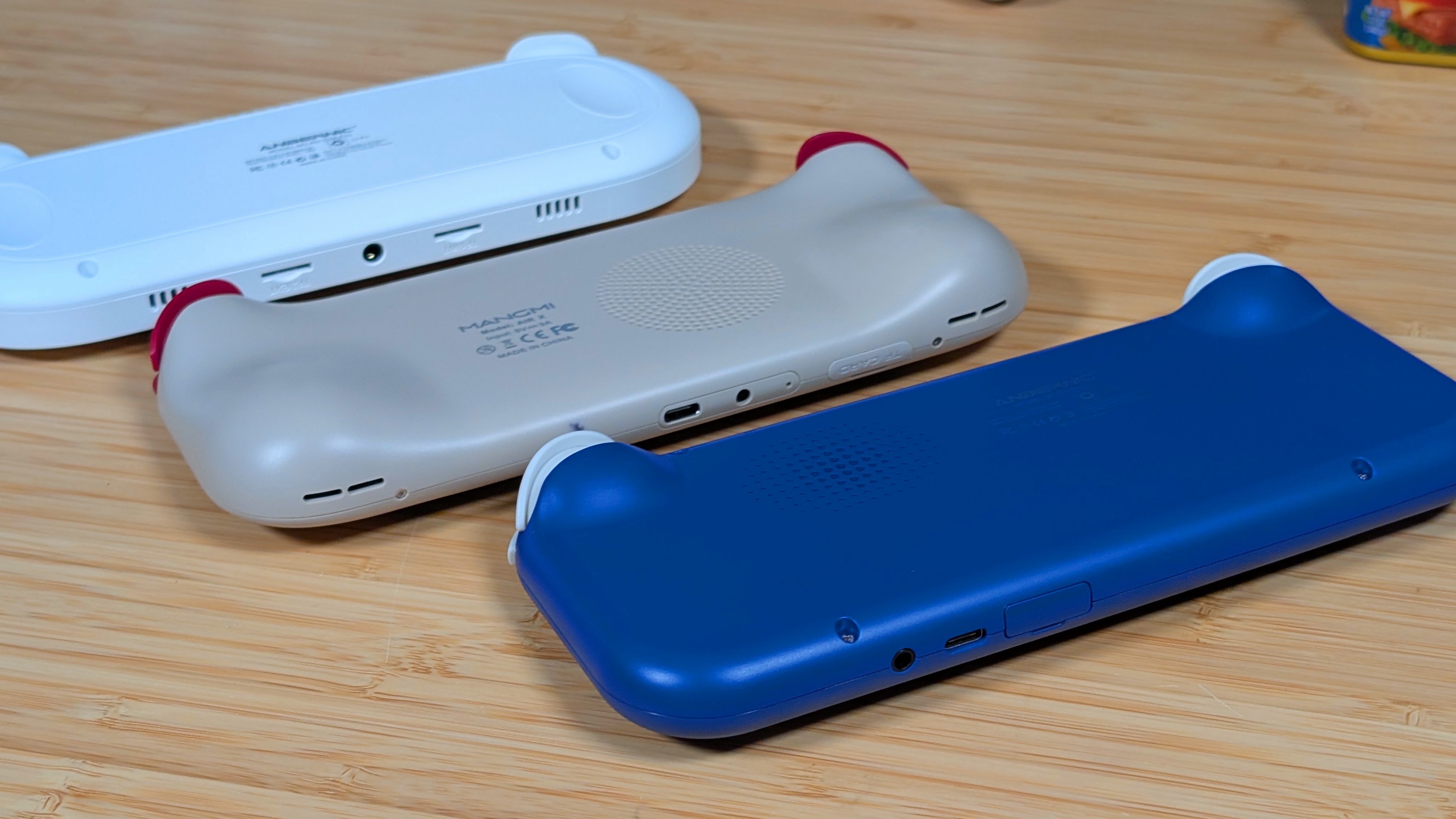 Anbernic RG55G1 Vita Pro Mangmi Air X Backshot | Retro Handhelds Anbernic RG55G1 Vita Pro Mangmi Air X Backshot
