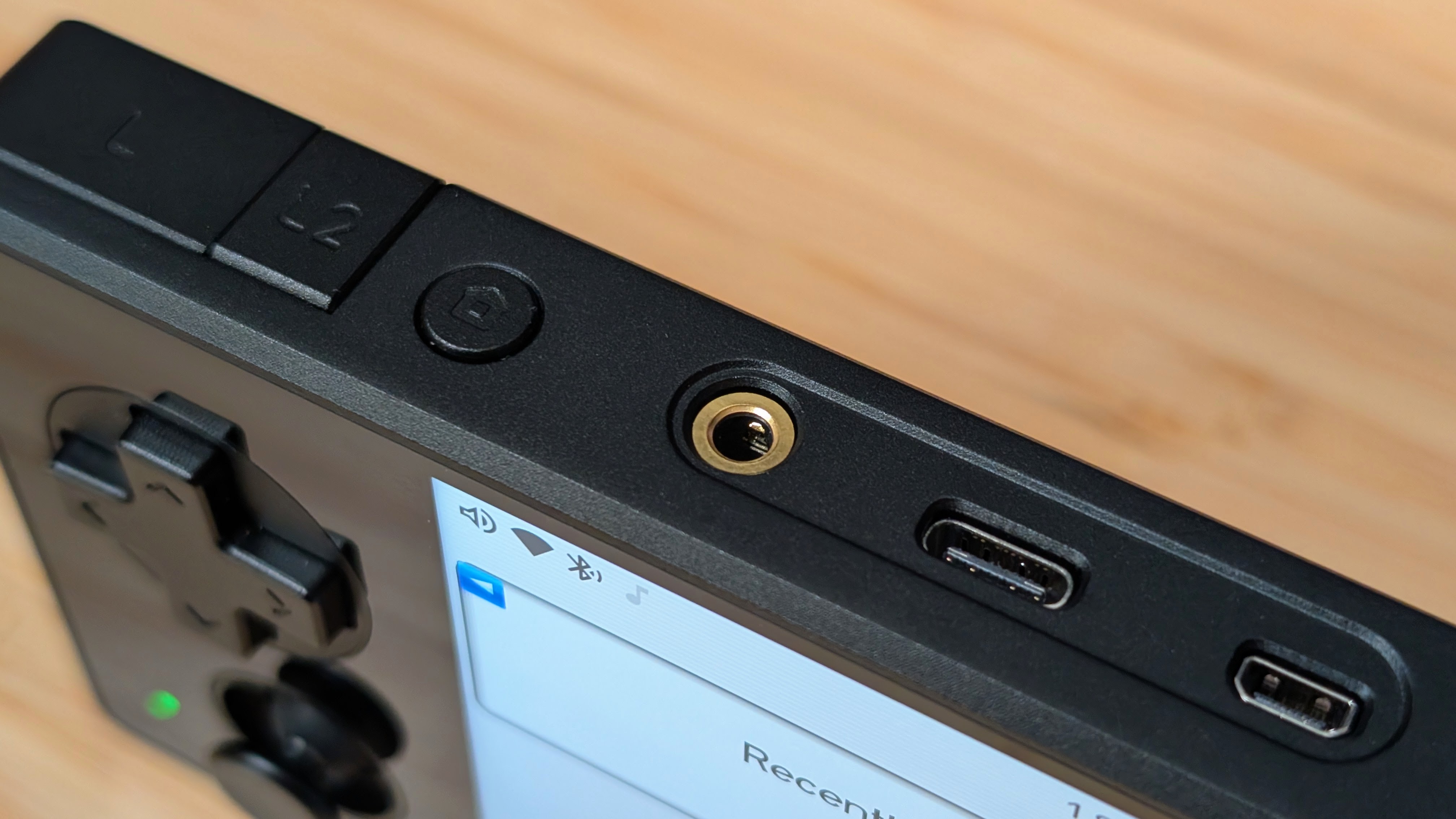 GKD350H Ultra Headphone Jack | Retro Handhelds GKD350H Ultra Headphone Jack