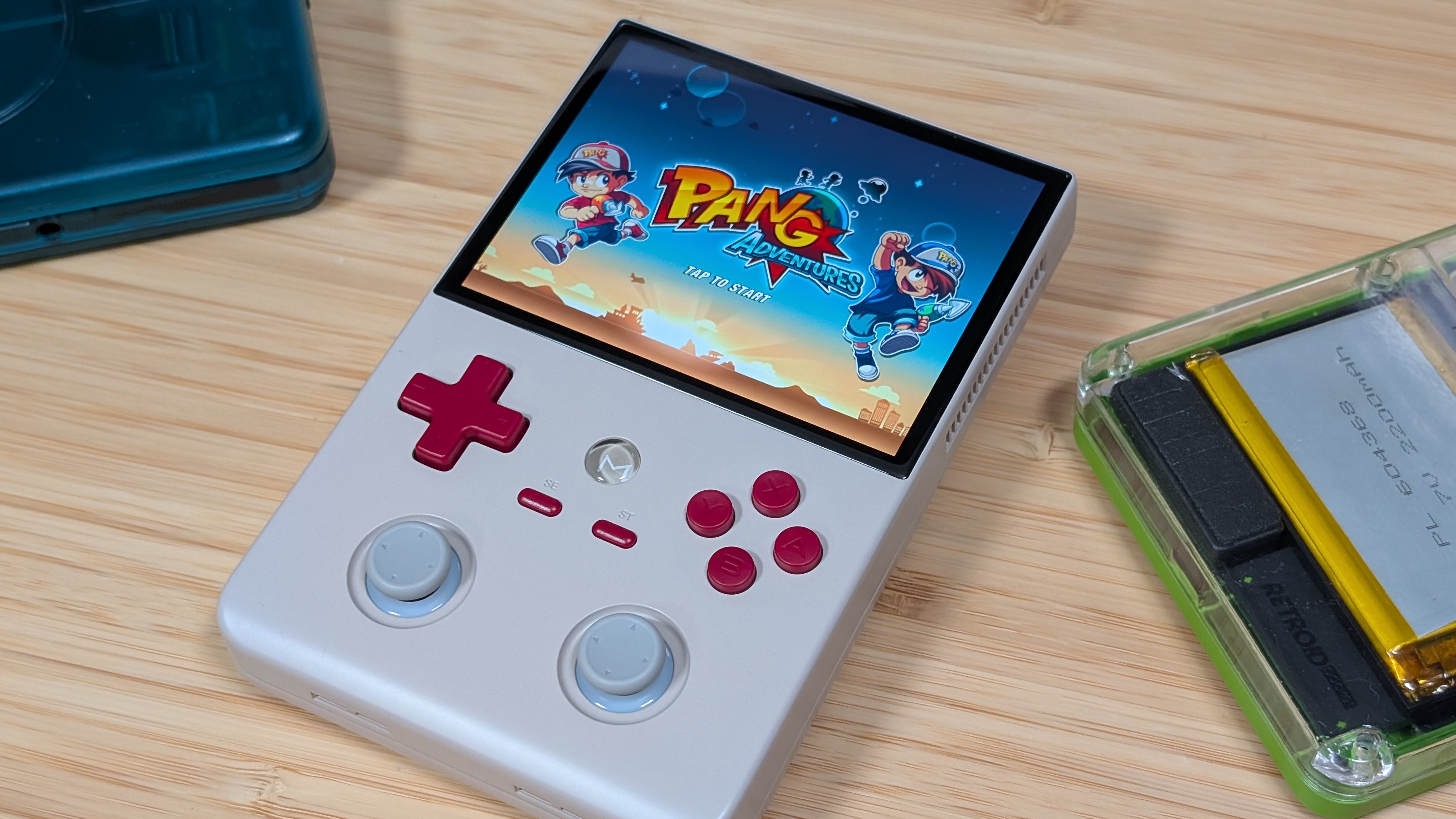 Mangmi Air Y Pang Adventures | Retro Handhelds Mangmi Air Y Pang Adventures