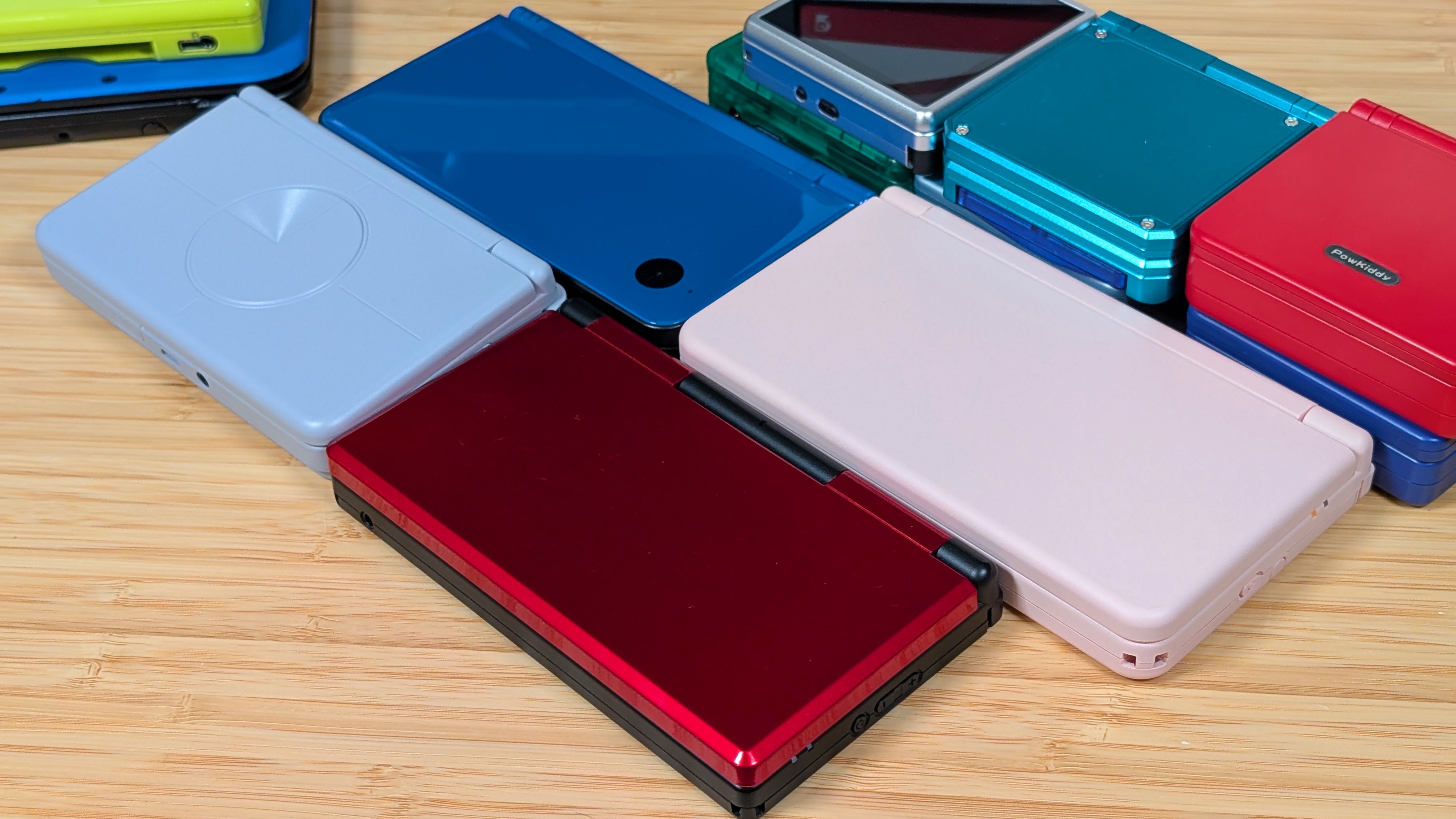 RG DS Plus Clamshell Size Comparisons | Retro Handhelds RG DS Plus Clamshell Size Comparisons