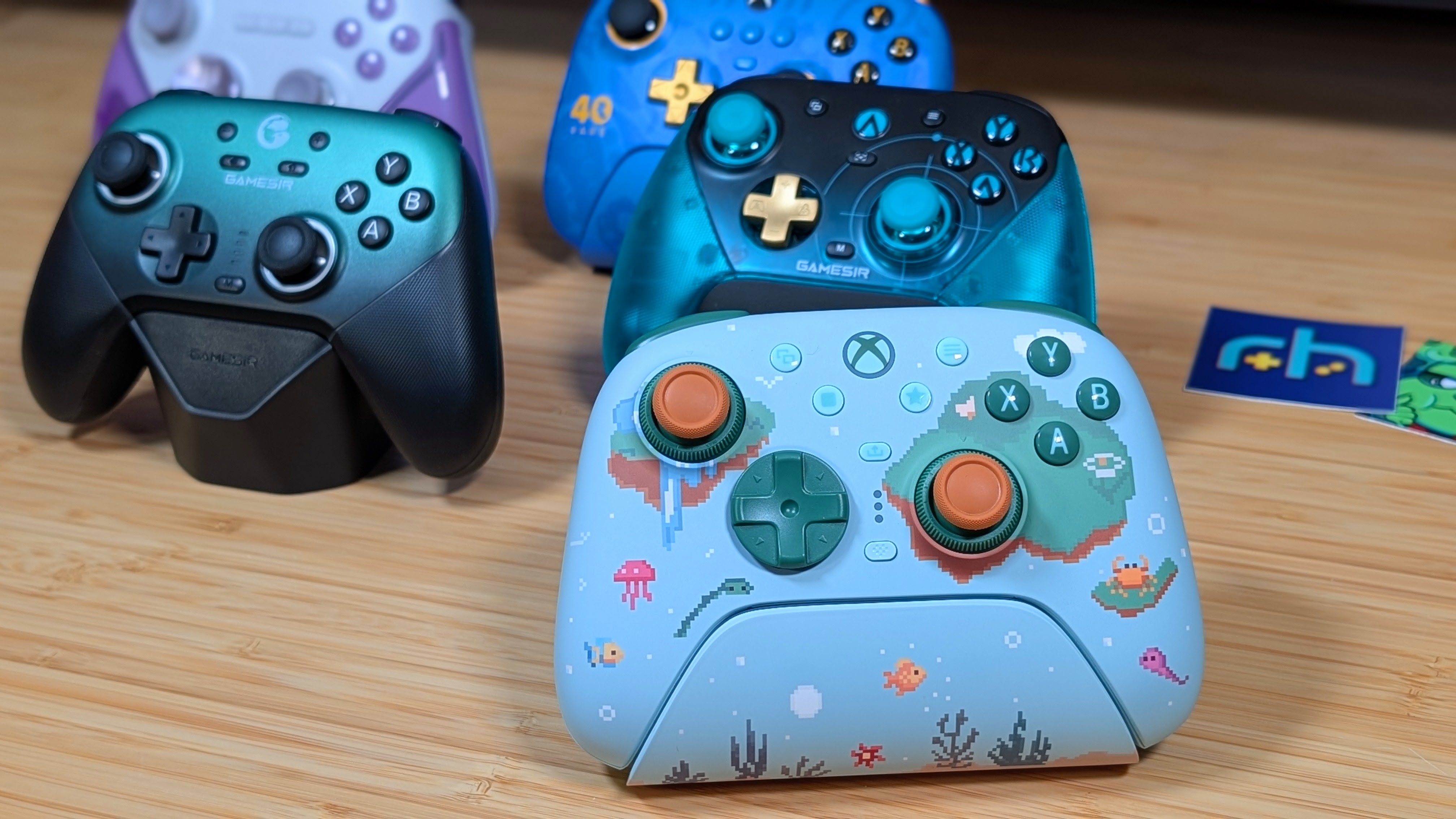 8BitDo Ultimate 3 and Competition