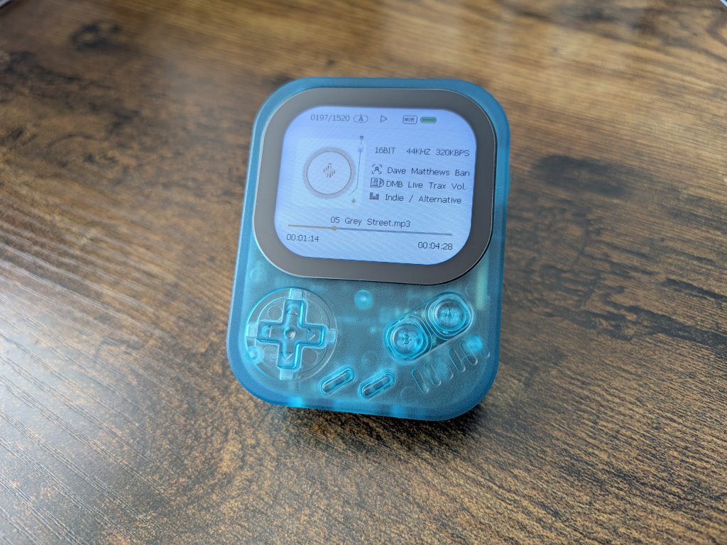 AP30 Music Boy Playing 1024x768 | Retro Handhelds AP30 Music Boy Playing 1024x768